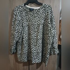 Green and White Animal Print Top